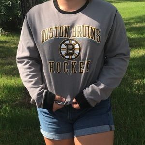 Gray Boston Bruins pullover!